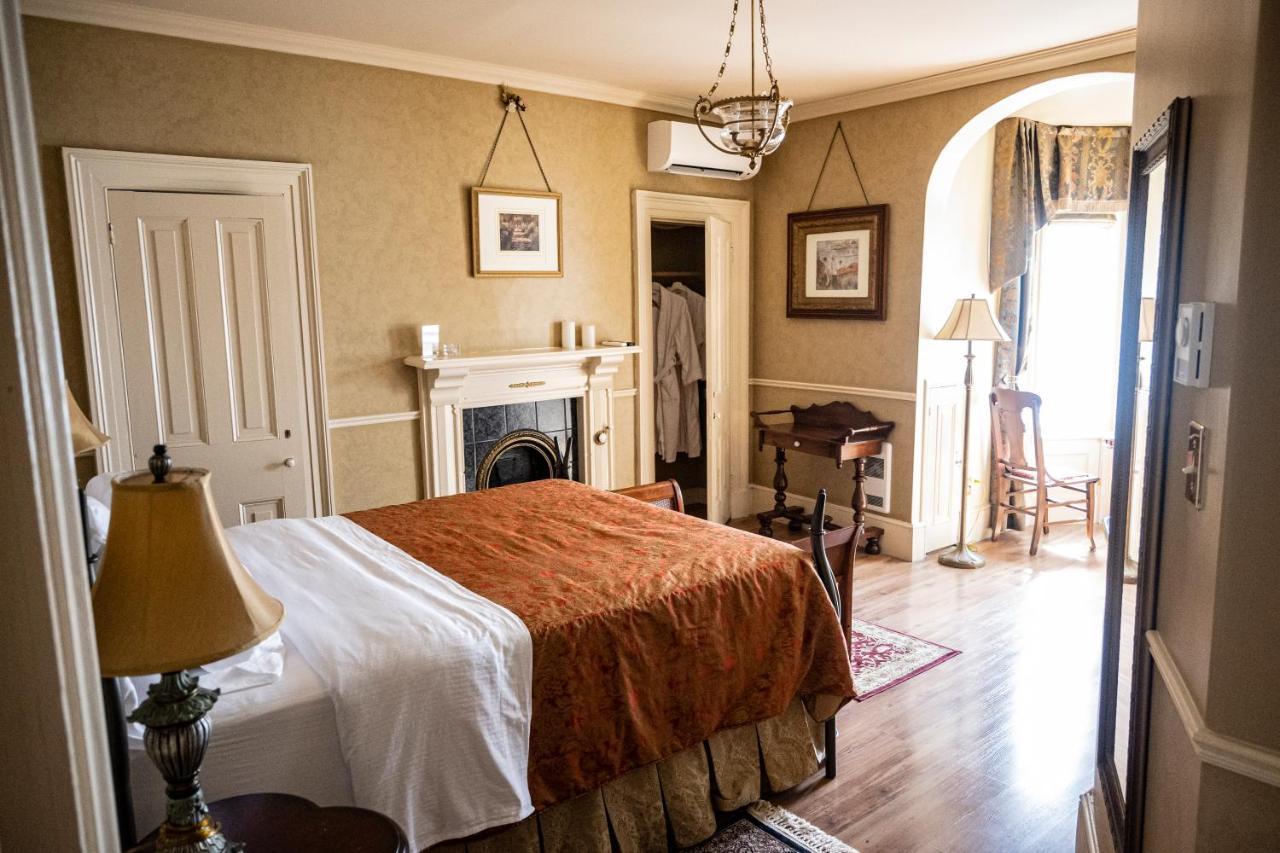 Belle View Manor Inn Harbour Grace Eksteriør bilde